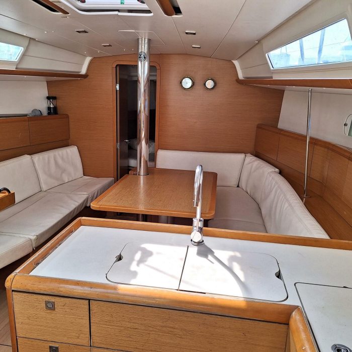 Topaze | Sun Odyssey 379 photo 7