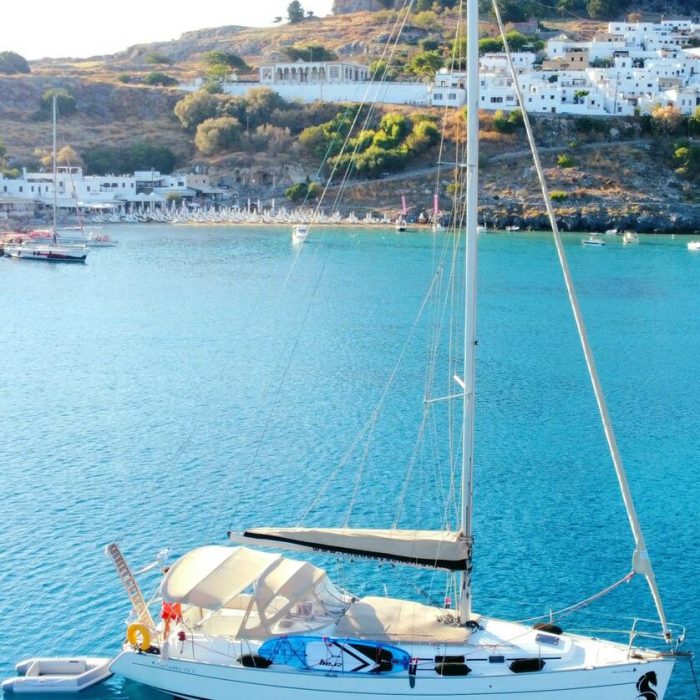 Rhodes Yachting | Cyclades 39.3 photo 4 Rhodes Yachting | Cyclades 39.3 photo 4