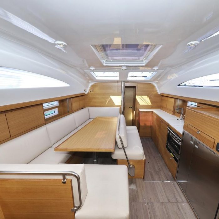 Moon Pearl | Elan 45.1 Impression photo 10