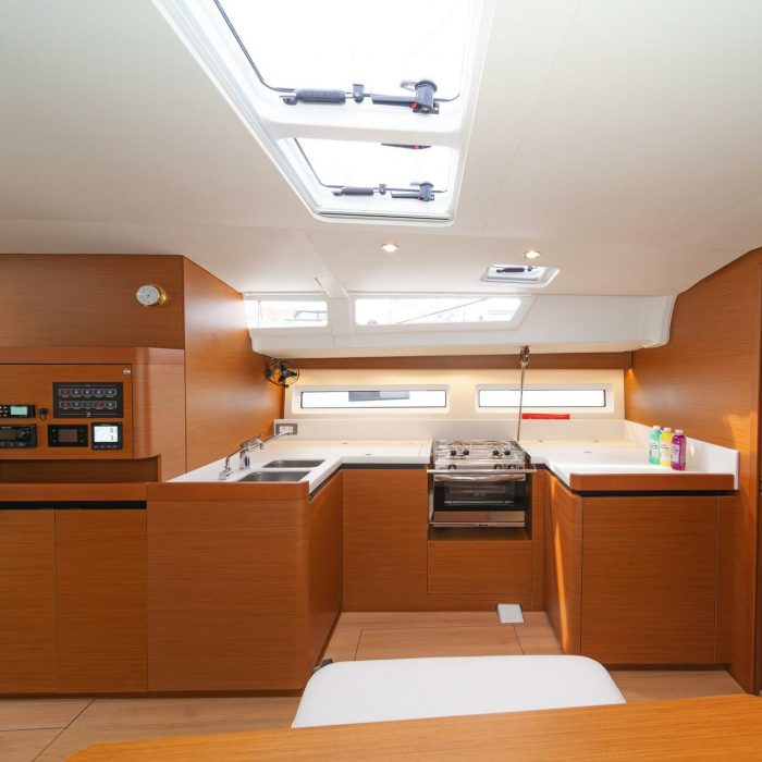 First Ride | Sun Odyssey 490 photo 13