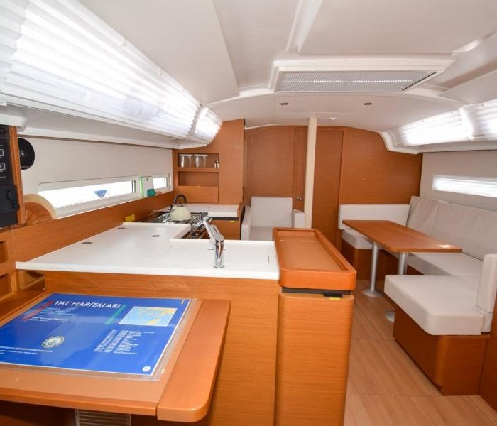 Sky Ela | Sun Odyssey 410 photo 25