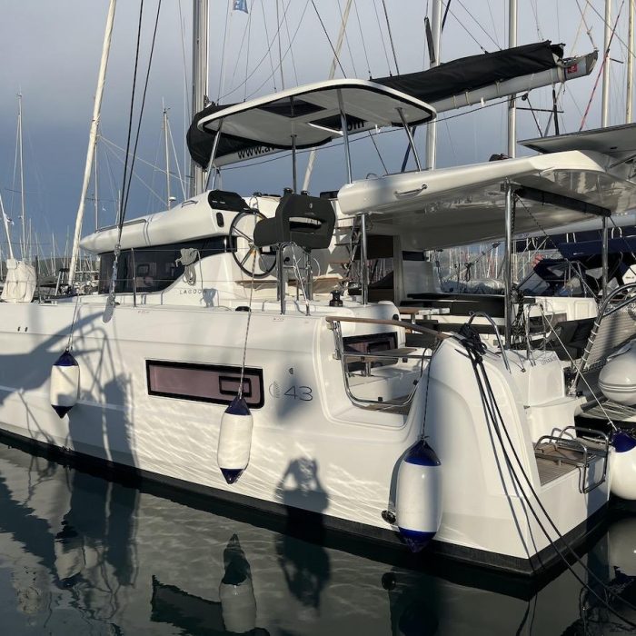 Why not 21 | Lagoon 43 photo 15
