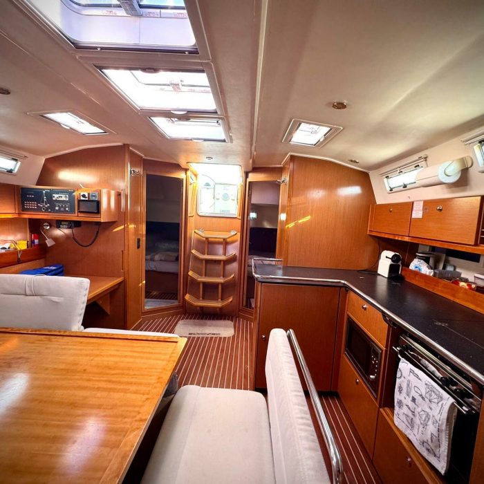 Shoogle | Bavaria Cruiser 45 photo 15