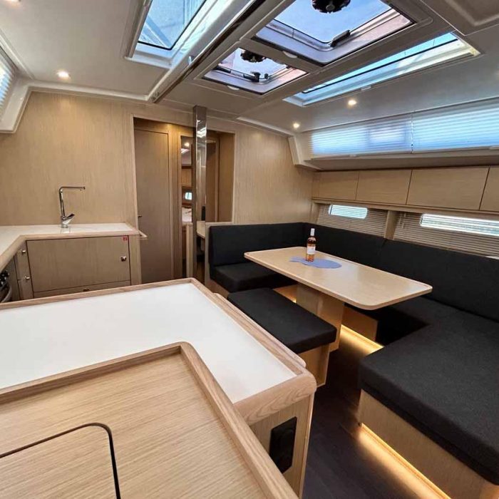 Penelope | Bavaria C46 photo 13
