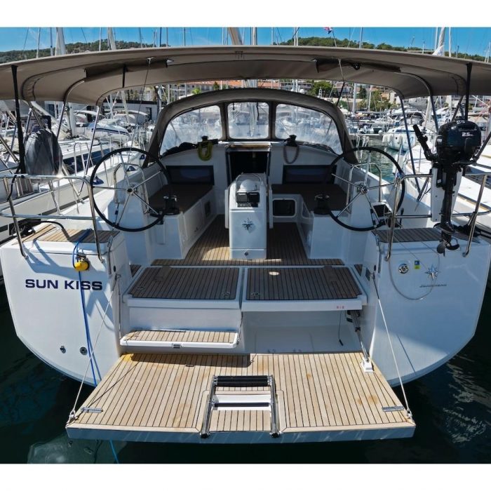 Sun Kiss | Sun Odyssey 440 photo 1