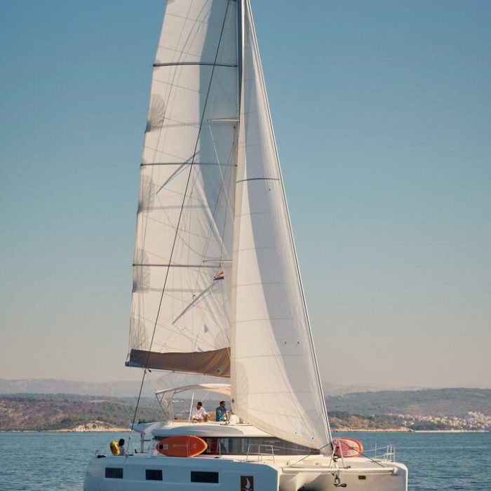Voyage | Lagoon 46 photo 4