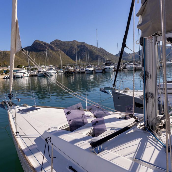 Avalon | Oceanis 45 photo 1