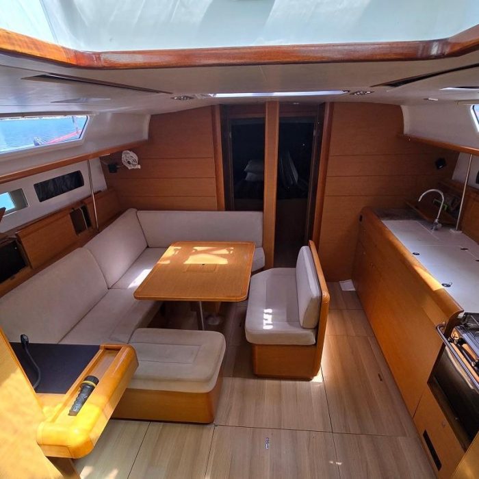 Electra | Sun Odyssey 469 photo 10