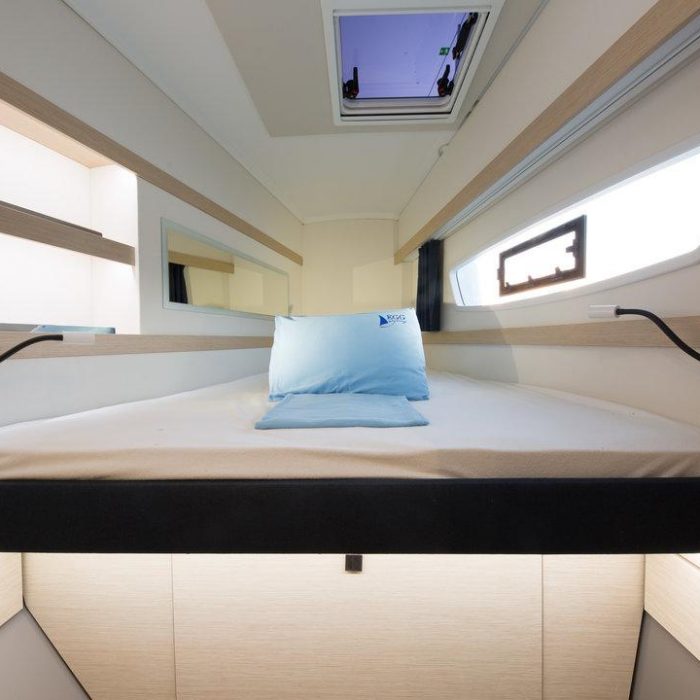 Sunrise | Fountaine Pajot LUCIA 40 photo 4