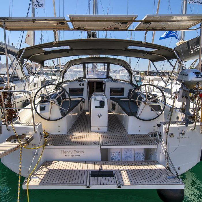 Henry Every | Sun Odyssey 410 photo 22 Henry Every | Sun Odyssey 410 photo 22