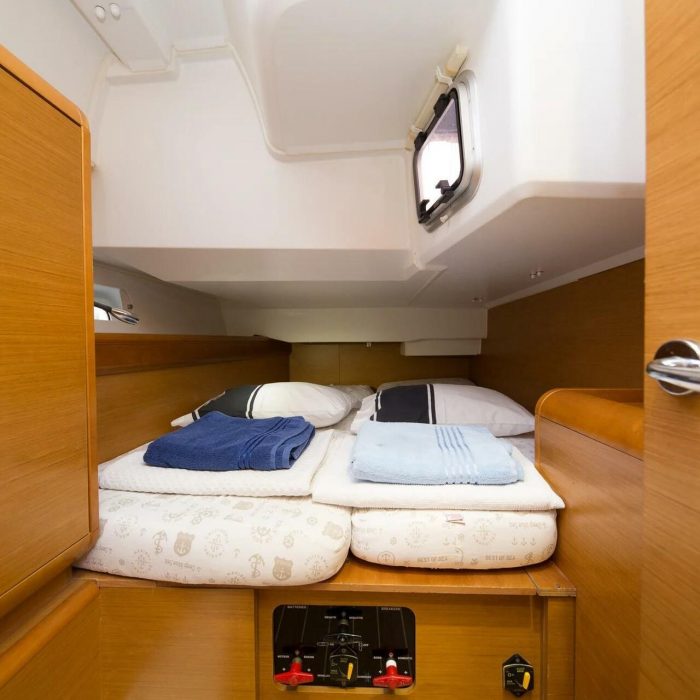 Classic | Sun Odyssey 439 photo 33