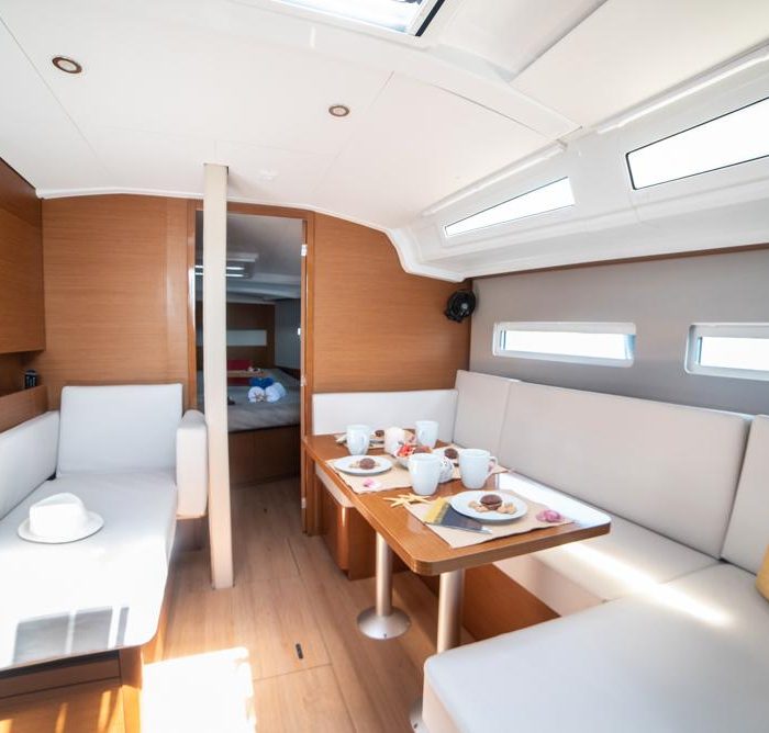 Marianna | Sun Odyssey 410 photo 62