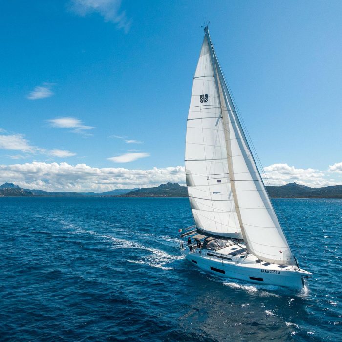 Dione - Water maker, Solar Panel | Dufour 470 photo 6