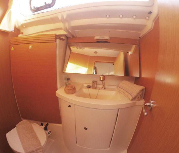 Sweet Alis | Sun Odyssey 42DS photo 19