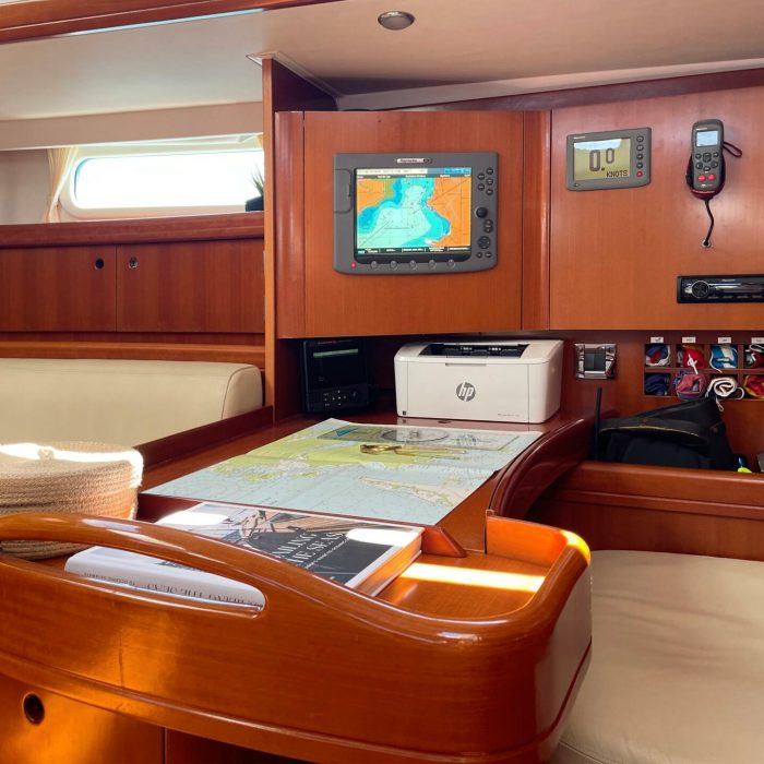 Marina Blue | Beneteau 57 photo 11