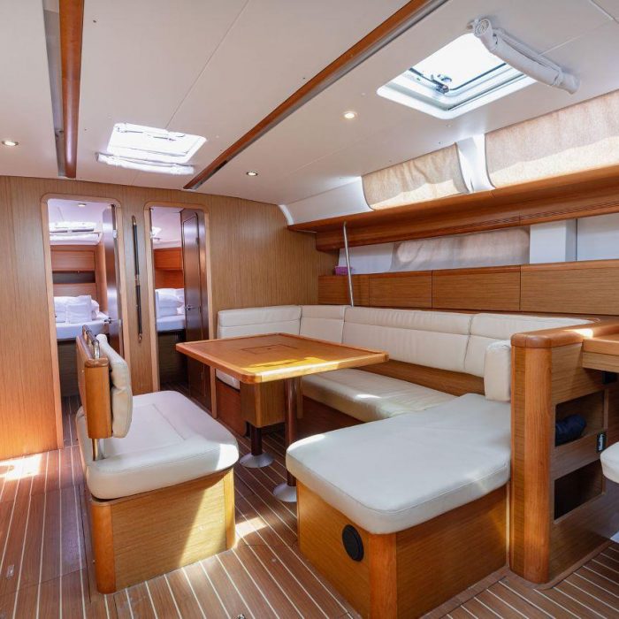 Ana B. | Sun Odyssey 49i photo 21