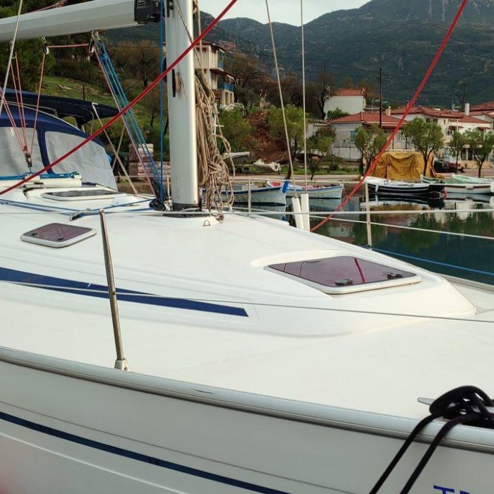 Tritonas | Bavaria 38 Cruiser photo 9