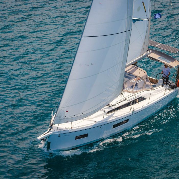 Mercator | Oceanis 37.1 photo 1