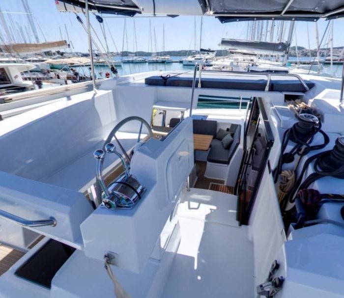 Magic Summer | Fountaine Pajot Astrea 42 photo 1