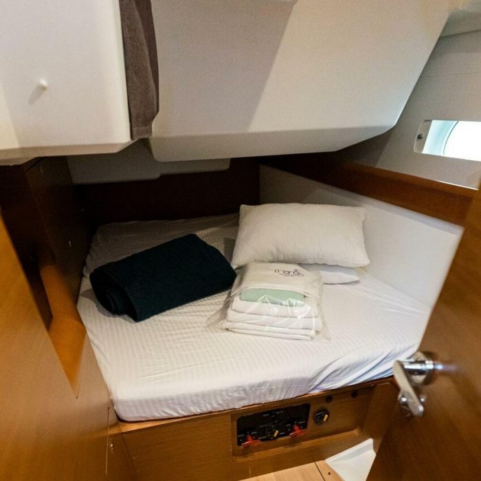 FILIPPOS I  Boat location in LEFKAS MARINA, D-marin  1 SUP FREE | Sun Odyssey 479 photo 19