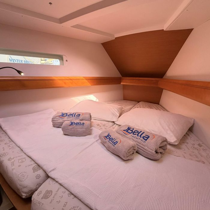 Classic | Sun Odyssey 439 photo 10