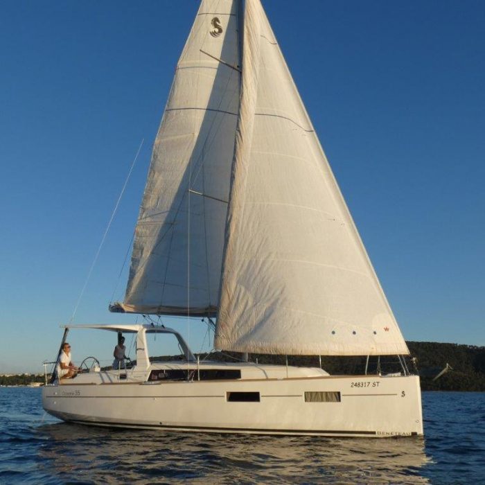 Lorenzo | Oceanis 35 photo 1