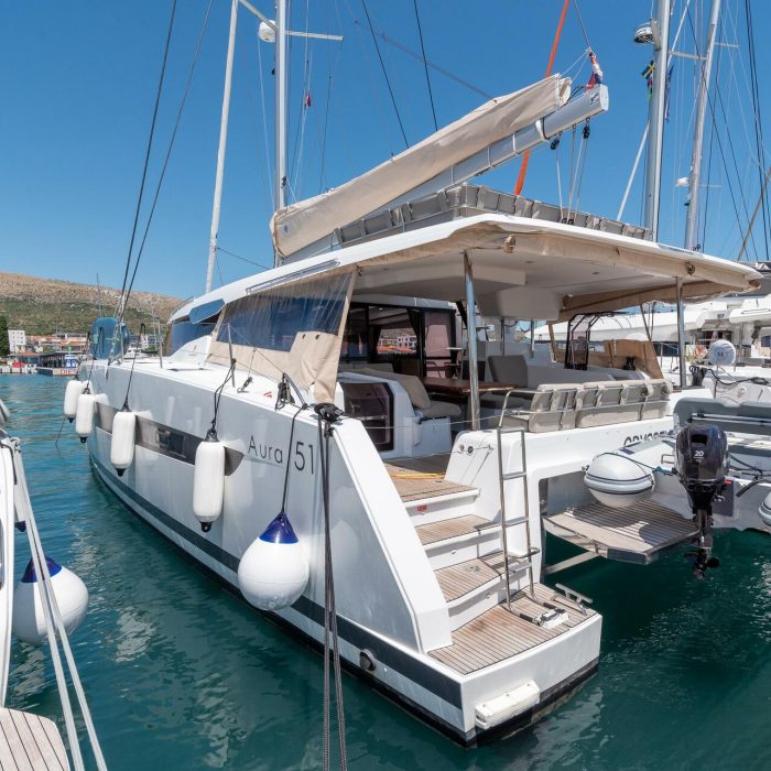 Odysseus | Fountaine Pajot Aura 51 photo 2