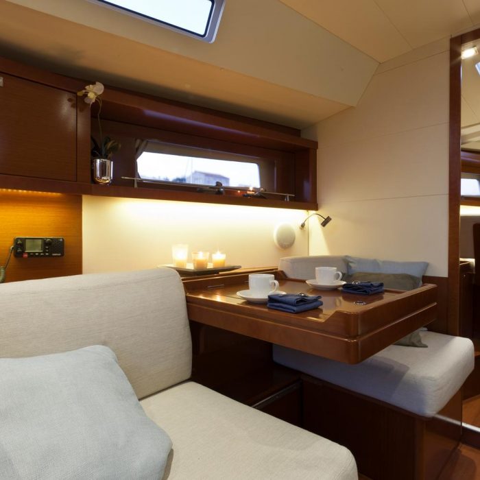 BELEZA - | AC | Bowthruster | Solar P photo 4 BELEZA - | AC | Bowthruster | Solar P photo 4