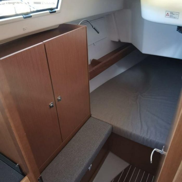 Happy | Bavaria Cruiser 34 photo 8