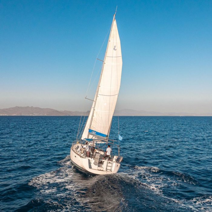 Belamour | Oceanis 43 photo 6