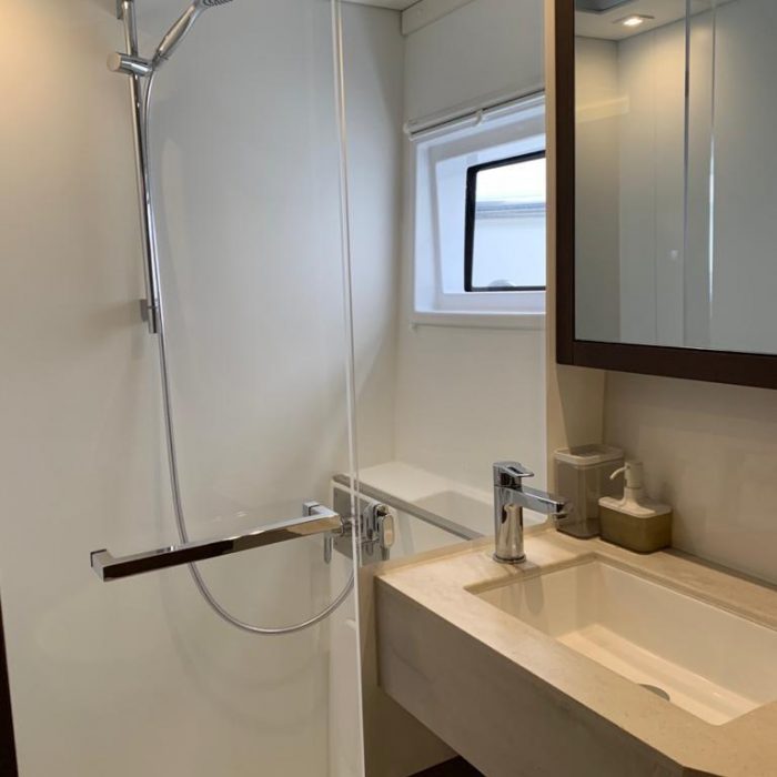 WHITE PEARL | Lagoon 46 photo 30