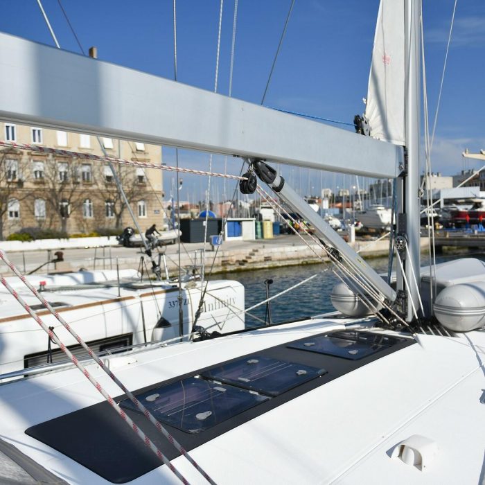 FAT BOY | Bavaria Cruiser 56 photo 5
