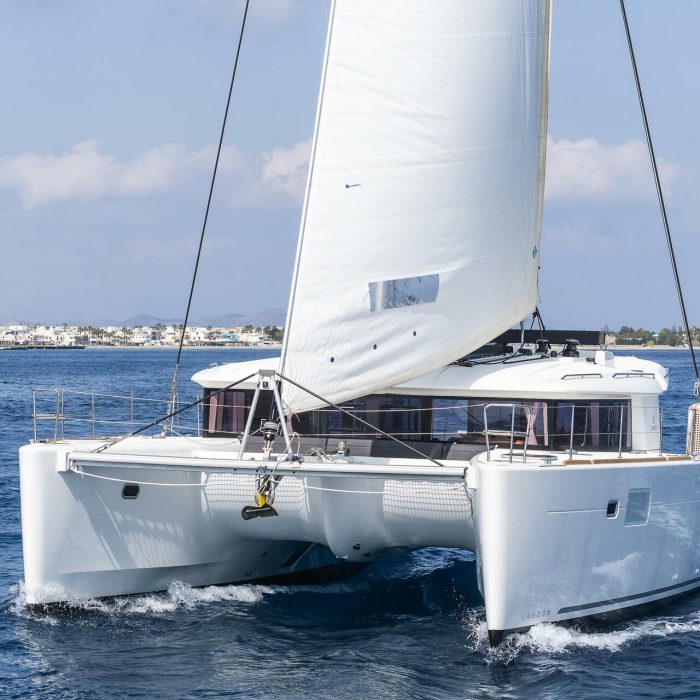 Nemesis | Lagoon 450 Fly photo 5