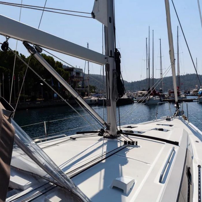 Sail Orion | Oceanis 41.1 photo 3