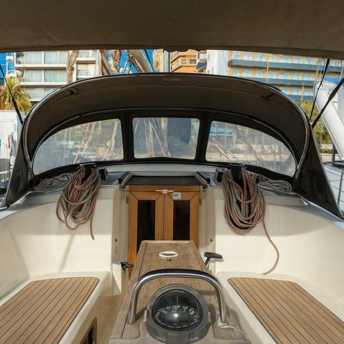 Bintan | Bavaria Cruiser 41 photo 4