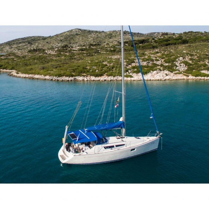 Izella | Sun Odyssey 36i photo 2 Izella | Sun Odyssey 36i photo 2