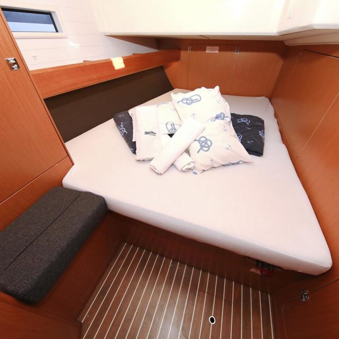 Taurus | Bavaria Cruiser 46 photo 22