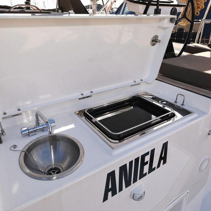 Aniela photo 15