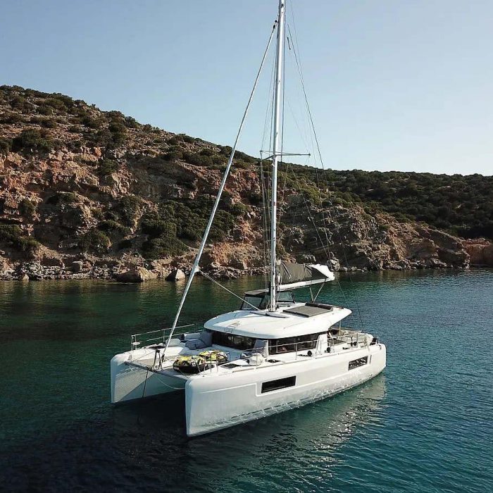 Catalina | Lagoon 40 photo 3