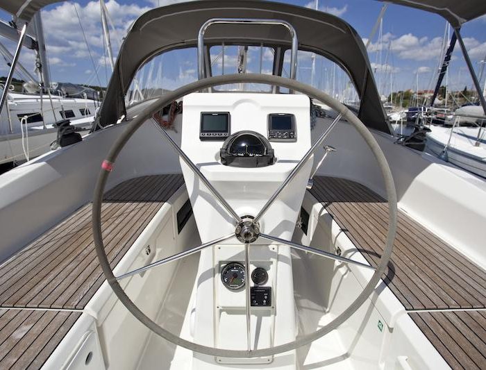 Mystic | Bavaria 36 Cruiser photo 9