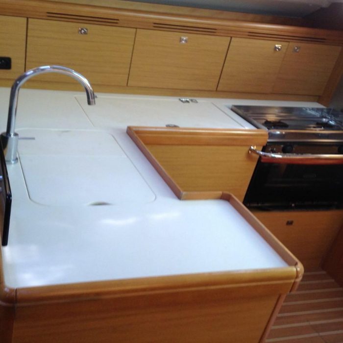 Billmaira | Sun Odyssey 42i photo 4