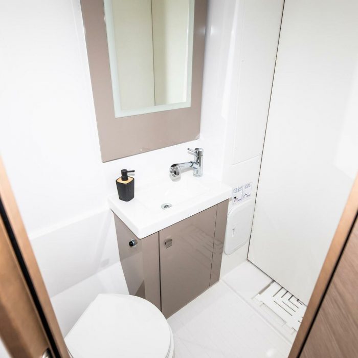 Livia Augusta | Fountaine Pajot Astrea 42 photo 25