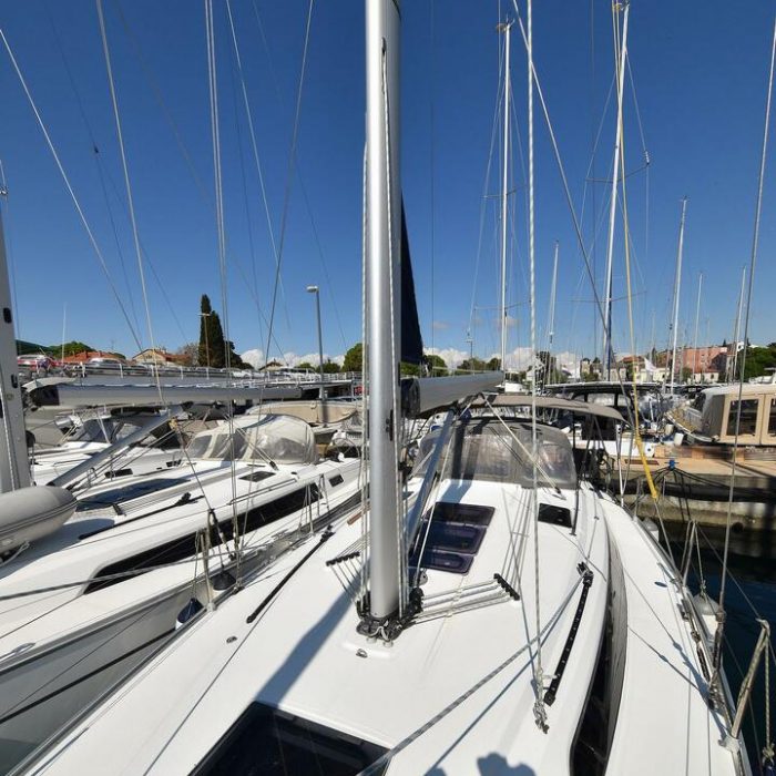 Viviana | Bavaria 37 photo 5