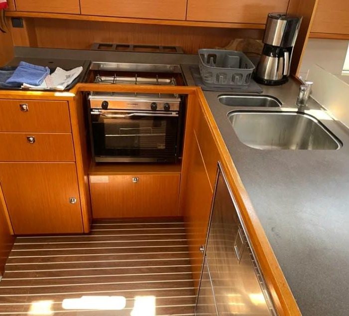 Nutmeg | Bavaria C45 photo 10 Nutmeg | Bavaria C45 photo 10