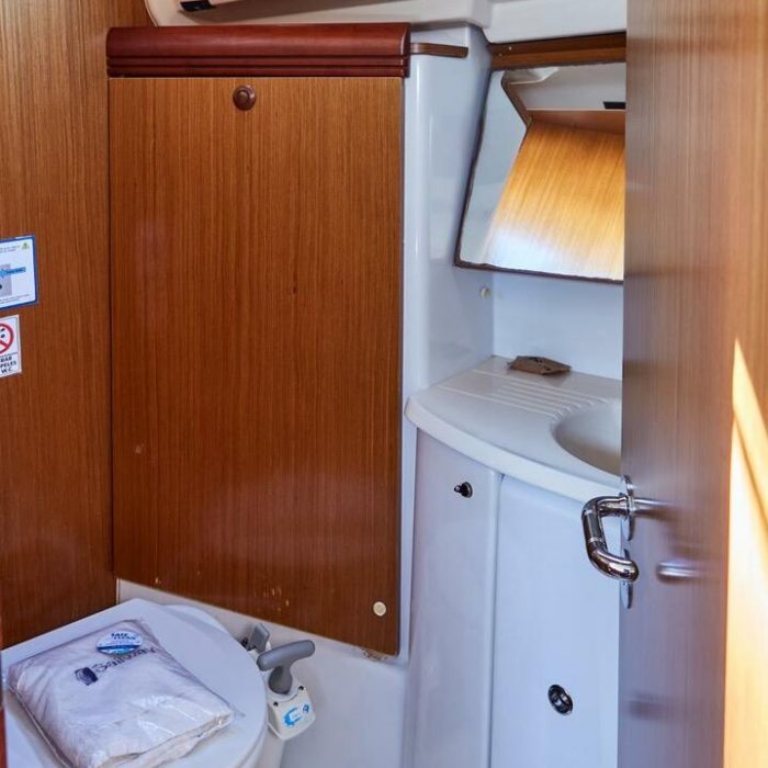 Bbcap | Sun Odyssey 39i photo 14
