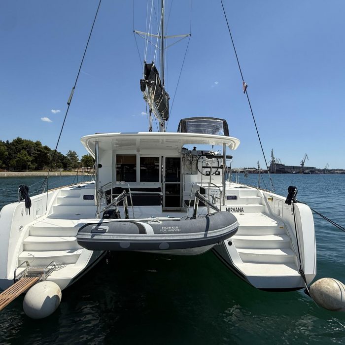 Nirvana | Lagoon 39 photo 1
