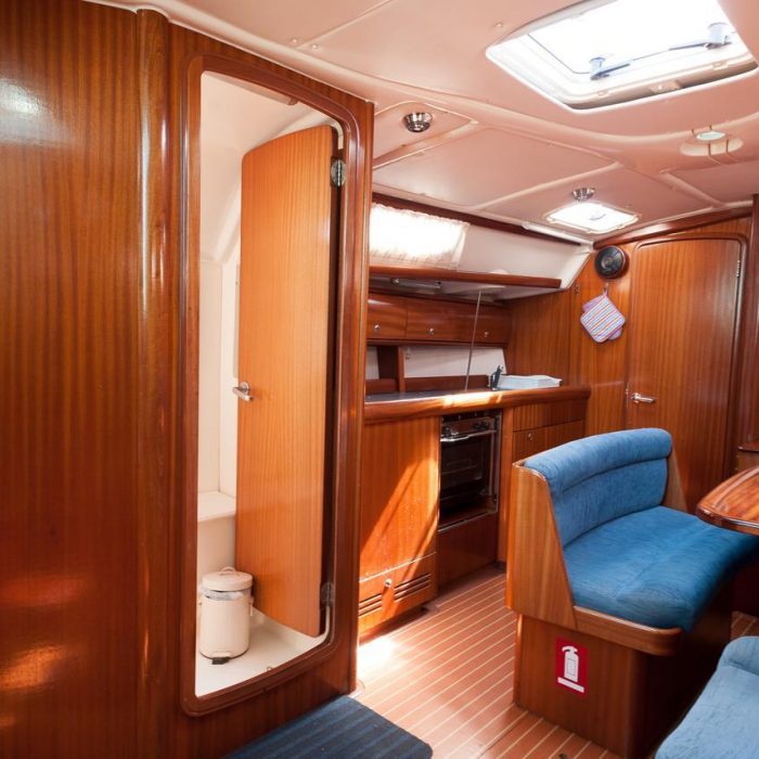 Meander | Bavaria 38 Cruiser photo 7