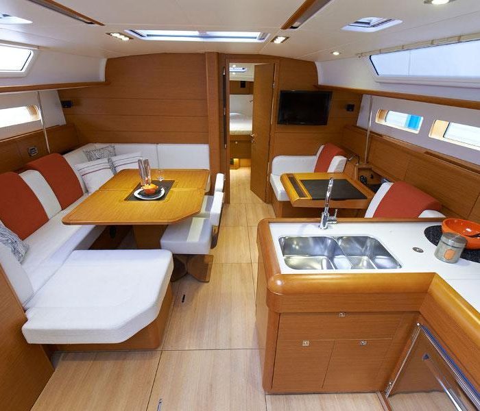 Alexandra | Sun Odyssey 469 photo 3
