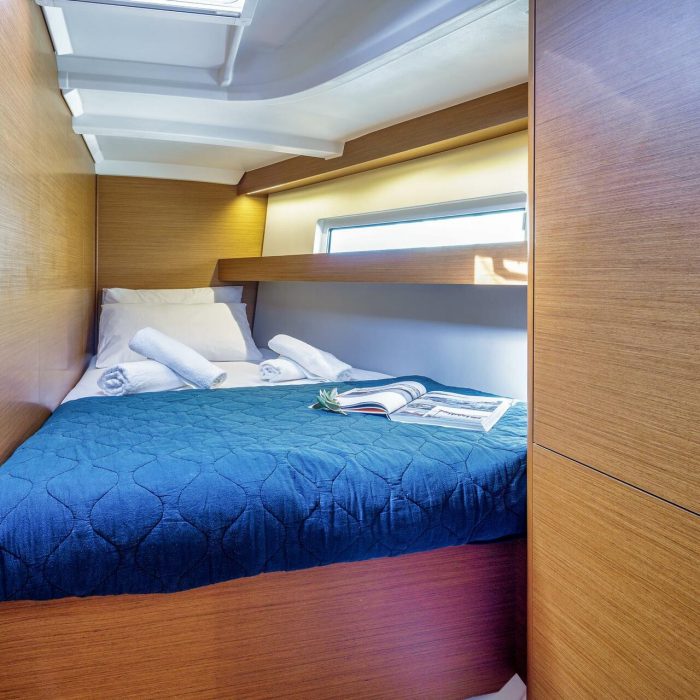 THOUSAND SUNNY | Sun Odyssey 440 photo 18