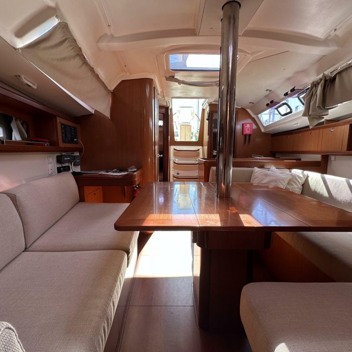 Blu | Oceanis 34 photo 20
